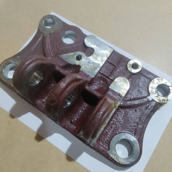 Кронштейн кріплення гідроциліндра 70-4605017-А (РЗТ)