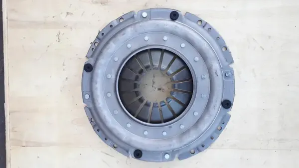 Диск зчеплення нажимной (корзина) ЗІЛ-5301 пелюсткова ЗІЛ 130 (53011601090)