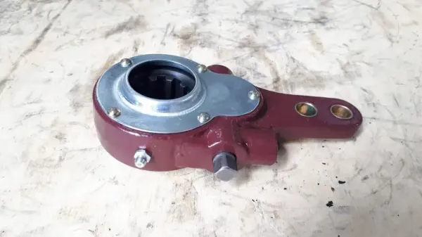 Важіль регулювальний універсальний (тріскачка)