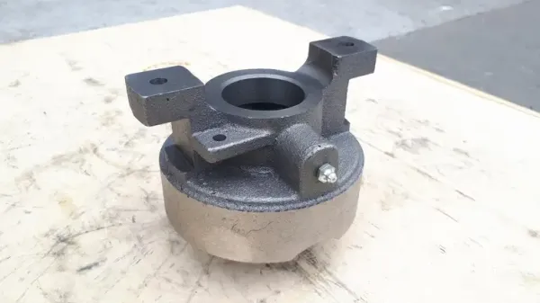 182-1601180 Муфта з вичавним підшипником у зб. МАЗ, ЯМЗ-182,183 (1831601180)