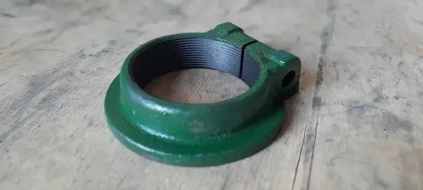 Гайка башмака балансира