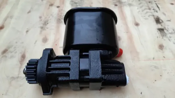 53212-3407200-К Насос ГУР з бачком (Завод) (43103407200)