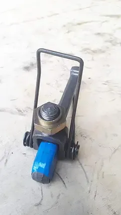 Важіль натискного диска в зб. МАЗ