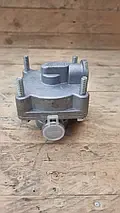 Клапан прискорювальний