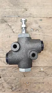 Клапан обмеження підйому кузова