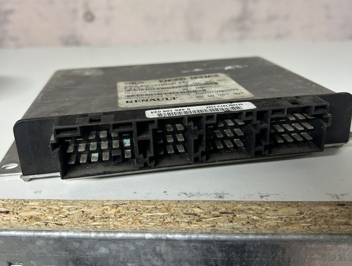 Блок керування EBS Knorr-Bremse 5010457367 048106024 Renault Magnum