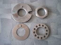 Гайка передньої маточини (4 шт) КАМАЗ Р/к перед. маточини