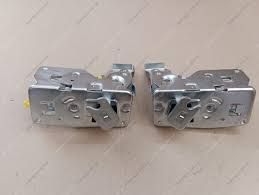 Замки дверей к-т (правий лівий) МАЗ