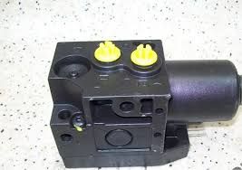 Клапан управляючий турбокомпресора DAF1662408,2841003