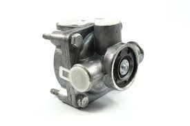 Клапан прискорювальний КАМАЗ МАЗ КРАЗ,100.3518010